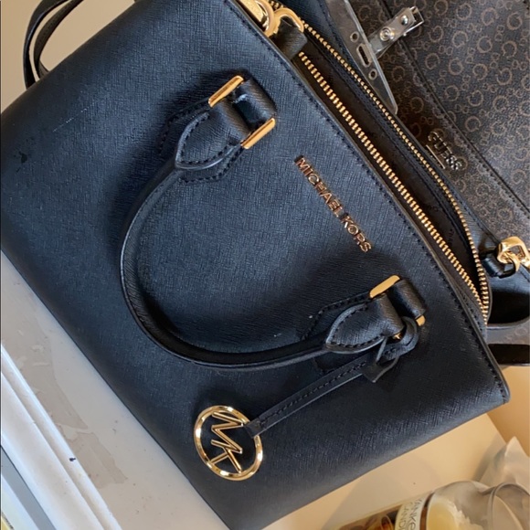 Michael Kors Handbags - Michael Korda purse